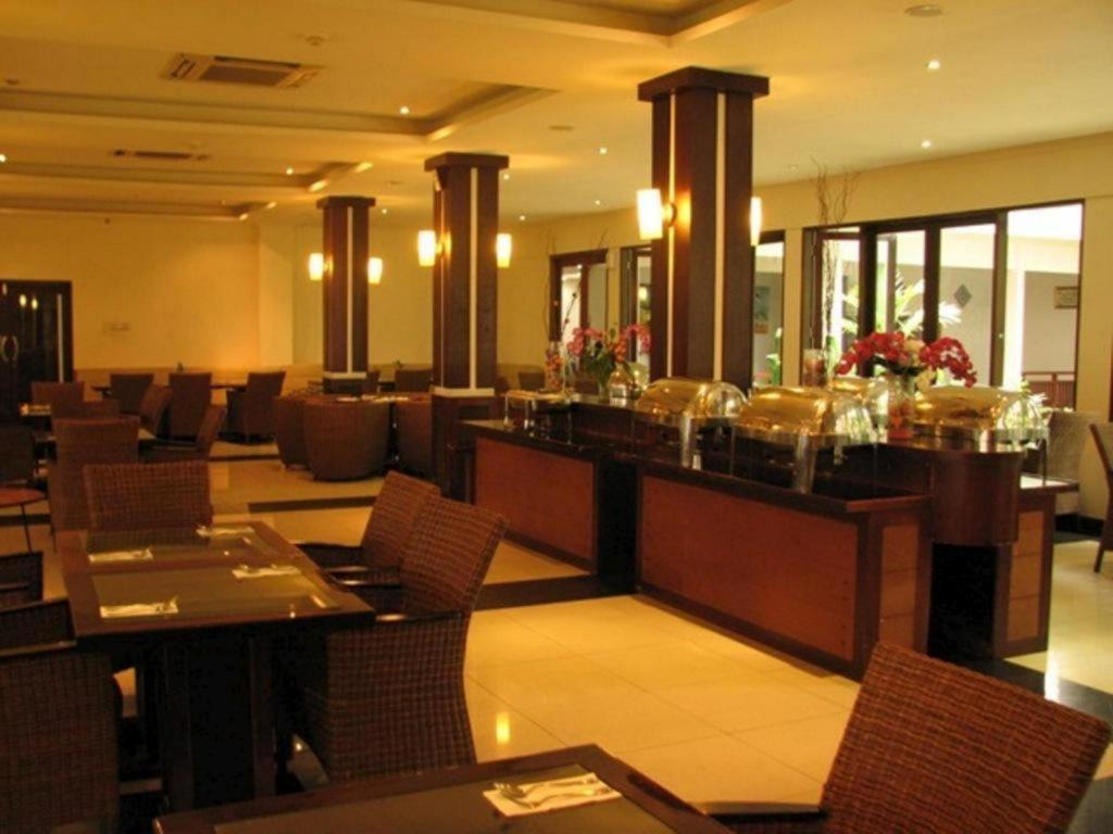Oasis Atjeh Hotel Banda Aceh Zewnętrze zdjęcie