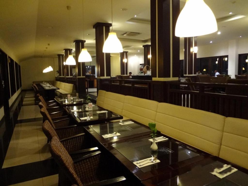 Oasis Atjeh Hotel Banda Aceh Zewnętrze zdjęcie
