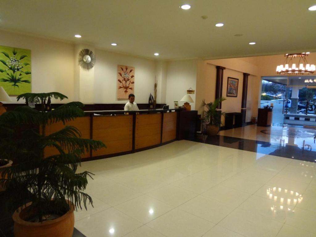 Oasis Atjeh Hotel Banda Aceh Zewnętrze zdjęcie