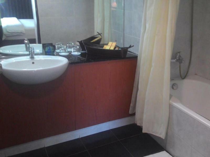 Oasis Atjeh Hotel Banda Aceh Zewnętrze zdjęcie